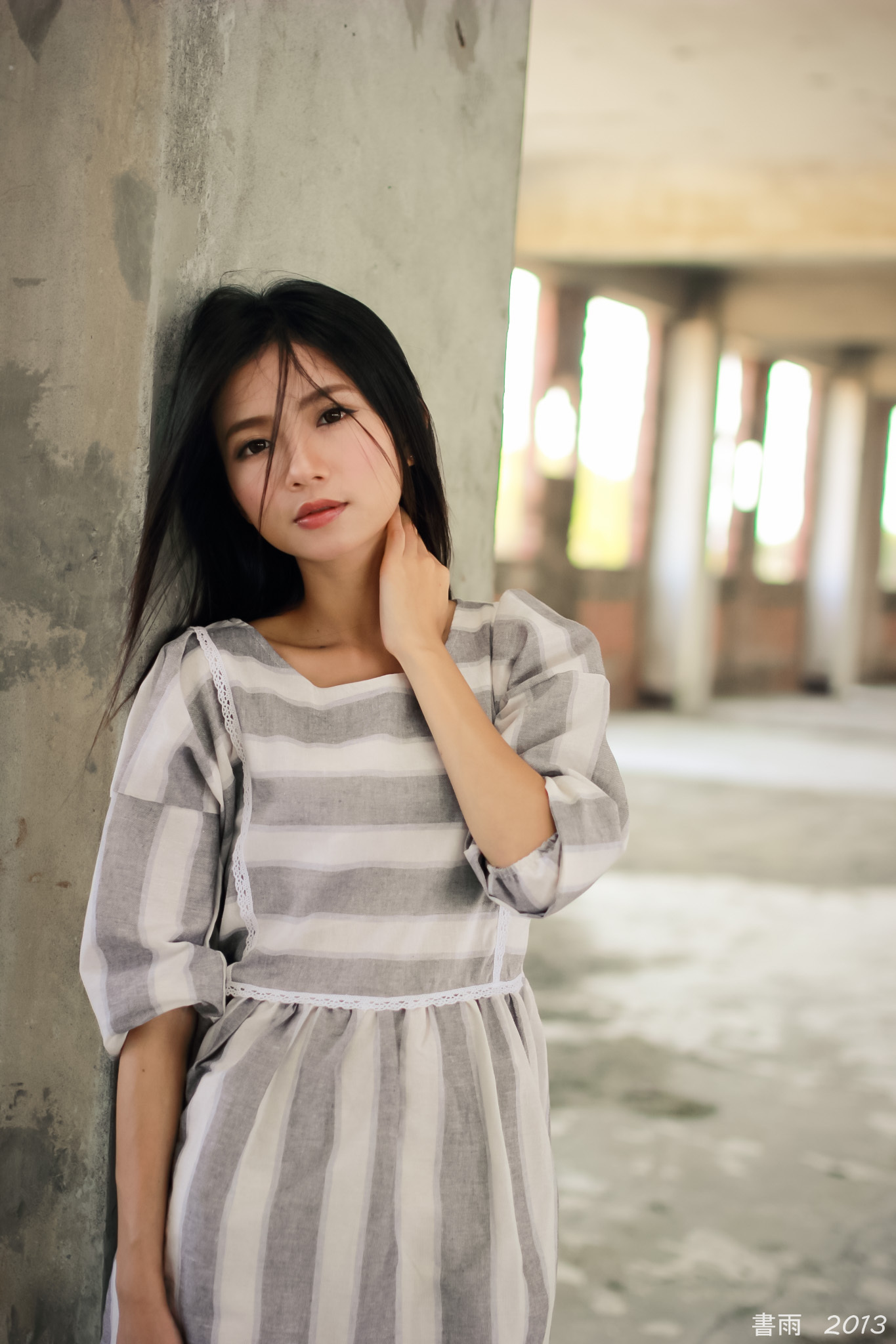 [Beautyleg番外篇]2013-10-12 可艾彰滨废墟外拍